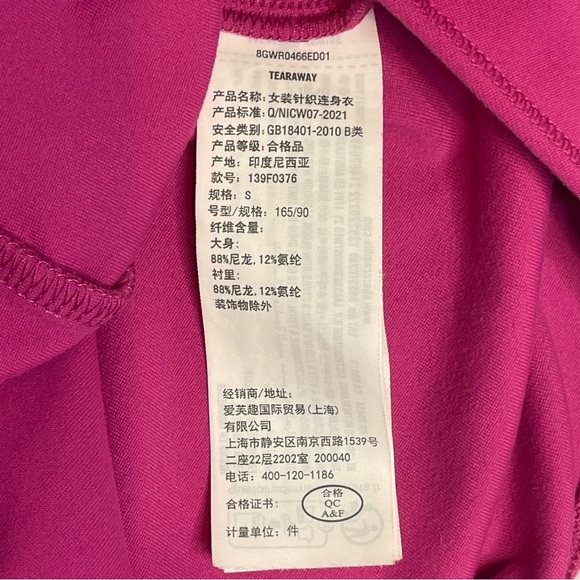 Abercrombie and Fitch Seamless Bodysuit Size Small Hot Pink - Picture 10 of 13